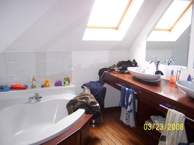 img00042.jpg