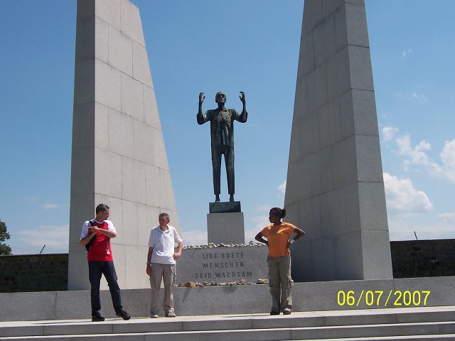 img00009.jpg