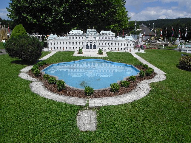 img00170.jpg