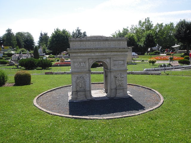 img00171.jpg