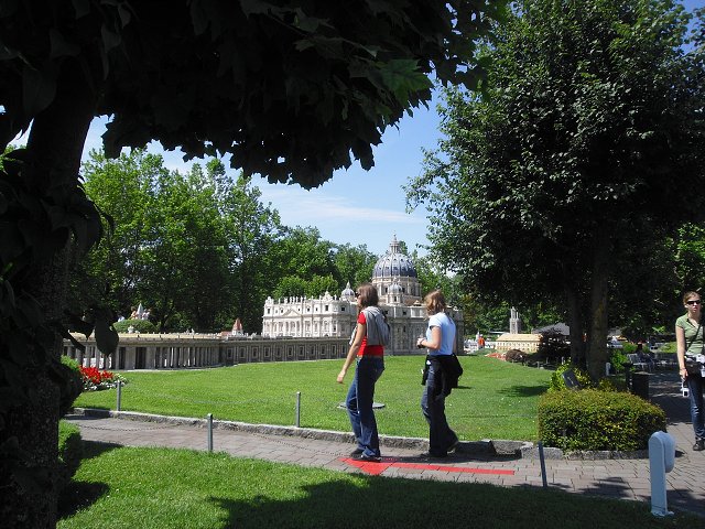 img00181.jpg