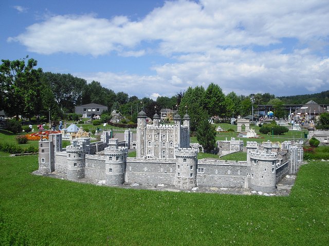 img00182.jpg