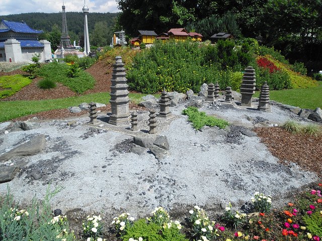 img00188.jpg