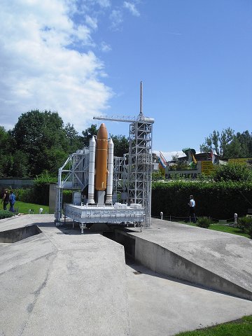 img00192.jpg