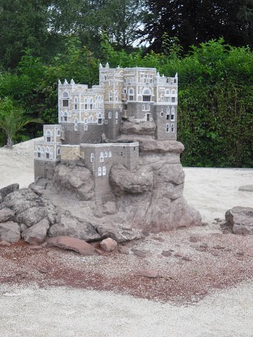 img00206.jpg
