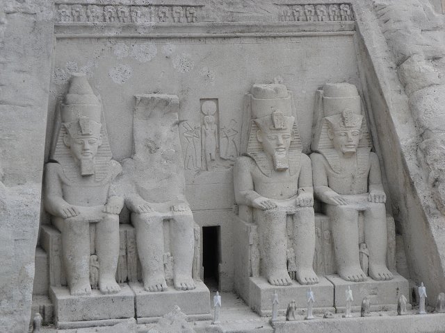 img00208.jpg