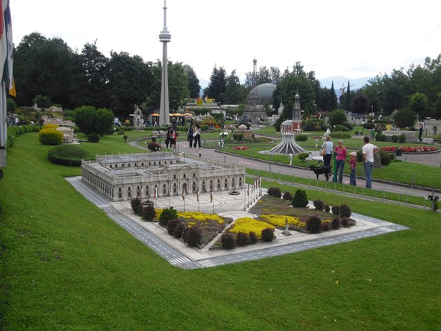 img00212.jpg
