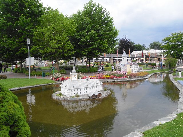 img00234.jpg