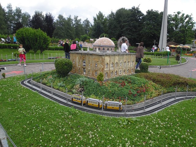img00236.jpg