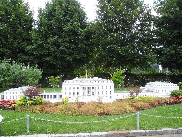 img00245.jpg