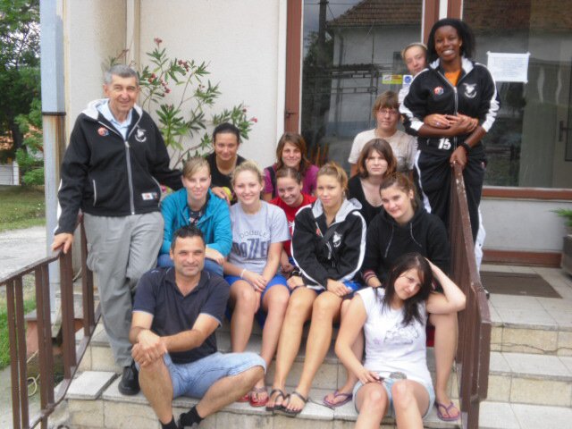 img00037.jpg